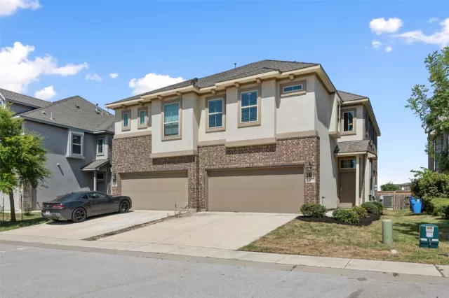 MLS: 1066225 Condo For Sale