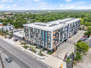 More Details about MLS # 1074845 : 6324 N LAMAR BLVD 420