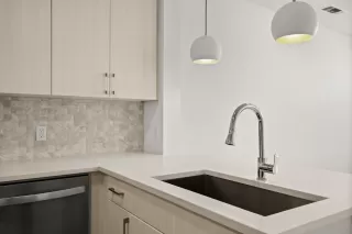 Photo #5: 1074845 Listing 