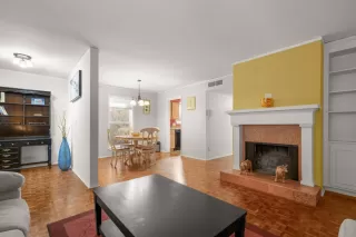 Photo #6: 1144040 Listing