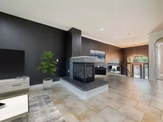 Photo #5: 1196217 Listing 