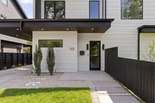 Photo #5: 1226619 Listing