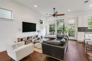 Photo #5: 1418849 Listing 