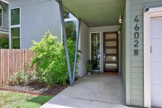 Photo #1: 1432887 Listing