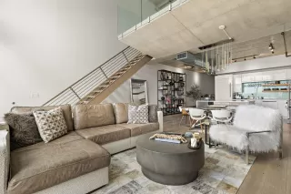 Photo #5: 1469700 Listing 