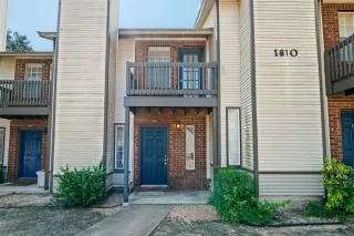 More Details about MLS # 1474985 : 1810 RIVER CROSSING CIR B