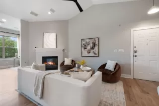 Photo #1: 1535814 Listing