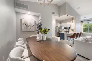 Photo #4: 1535814 Listing