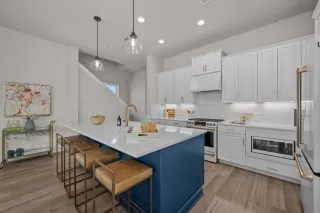 Photo #6: 1637666 Listing 