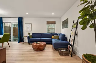 Photo #5: 1665927 Listing 