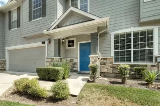 More Details about MLS # 1677081 : 8518 CAHILL DR 36