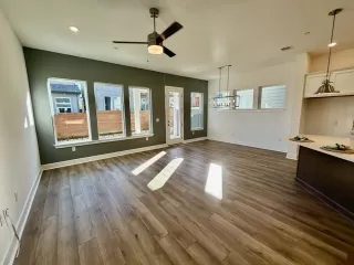 Photo #2: 1697888 Listing 