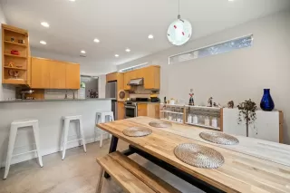 Photo #4: 1721293 Listing 