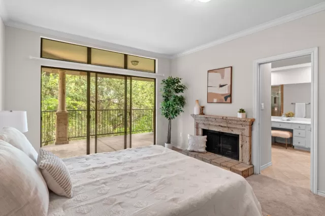 MLS: 1758652 Condo For Sale