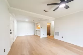 Photo #2: 1791295 Listing 