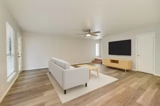 Photo #3: 1807578 Listing 