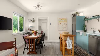 Photo #6: 1814997 Listing