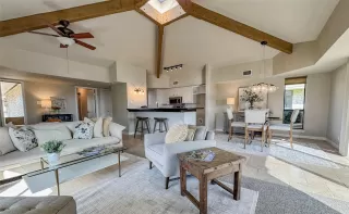 Photo #3: 1856460 Listing