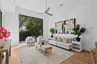 More Details about MLS # 1915558 : 2505 BLUEBONNET AVE 16