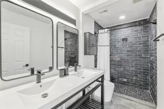 Photo #6: 1972613 Listing 