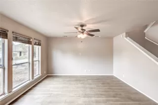 Photo #1: 1987361 Listing 