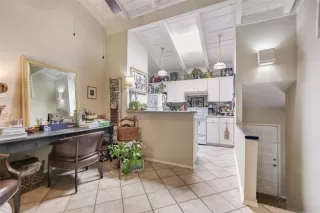 Photo #5: 2019821 Listing 