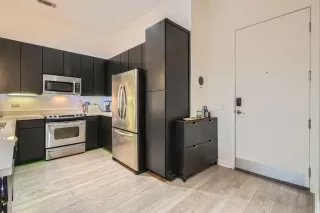 Photo #3: 2028458 Listing 