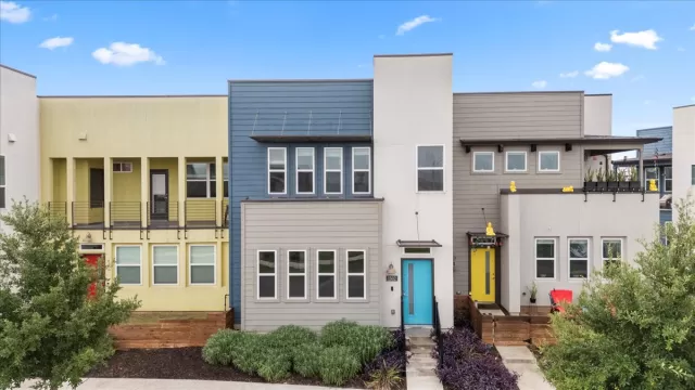 MLS: 2184088 Condo For Sale