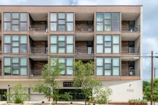 More Details about MLS # 2230760 : 1322 E 12TH ST 305