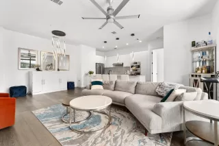 More Details about MLS # 2231334 : 800 EMBASSY DR 609