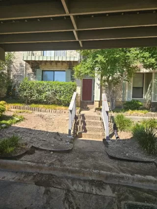 Photo #3: 2296990 Listing