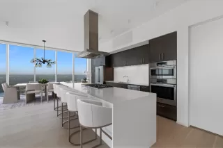 Photo #6: 2355337 Listing 