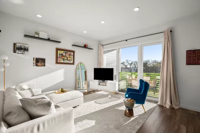 MLS: 2362254 Condo For Sale