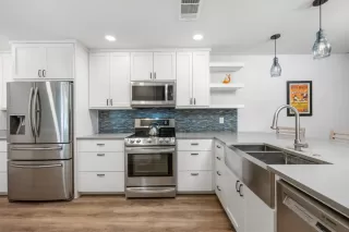 Photo #1: 2398361 Listing