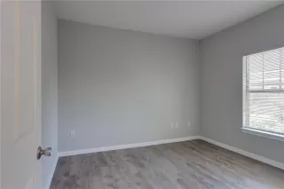 Photo #6: 2522758 Listing