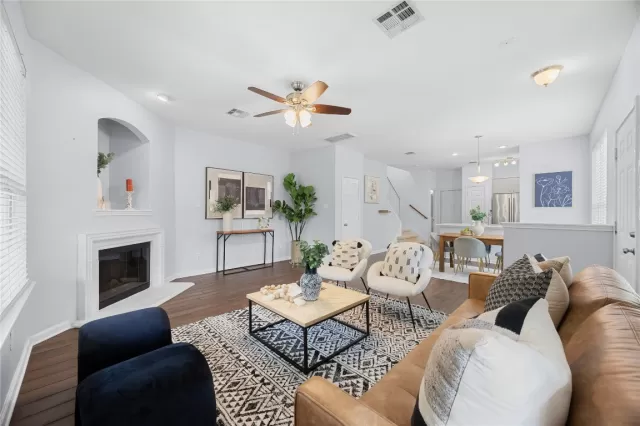 MLS: 2578645 Condo For Sale