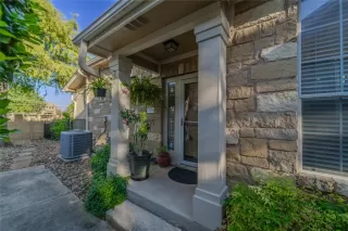 Photo #1: 2698042 Listing 