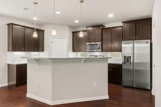 Photo #5: 2709081 Listing 