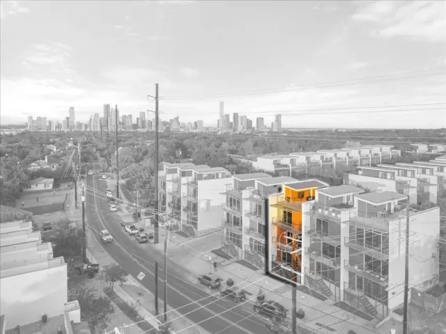 MLS: 2738661 Condo For Sale