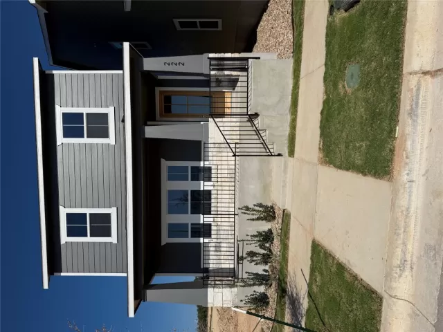 MLS: 2741391 Condo For Sale