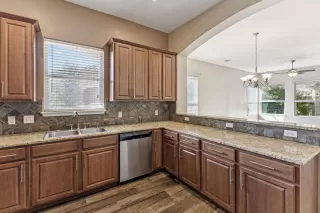 Photo #6: 2890835 Listing 