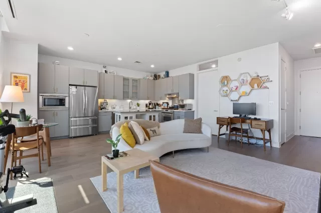 MLS: 3144536 Condo For Sale