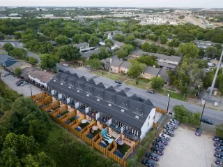 Photo #3: 3234525 Listing