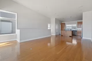 Photo #5: 3279465 Listing