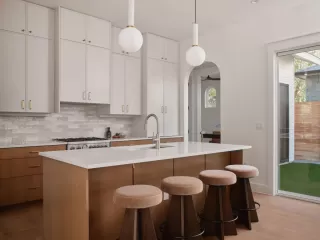 Photo #5: 3550639 Listing