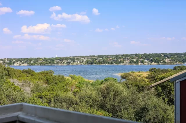MLS: 3567340 Condo For Sale