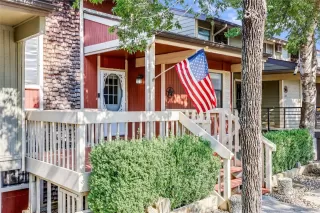 Photo #1: 3567340 Listing 