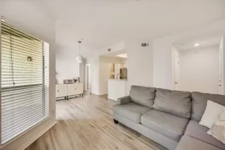 Photo #2: 3630083 Listing 