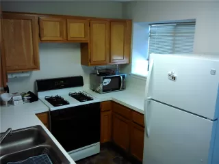 Photo #5: 3631946 Listing 