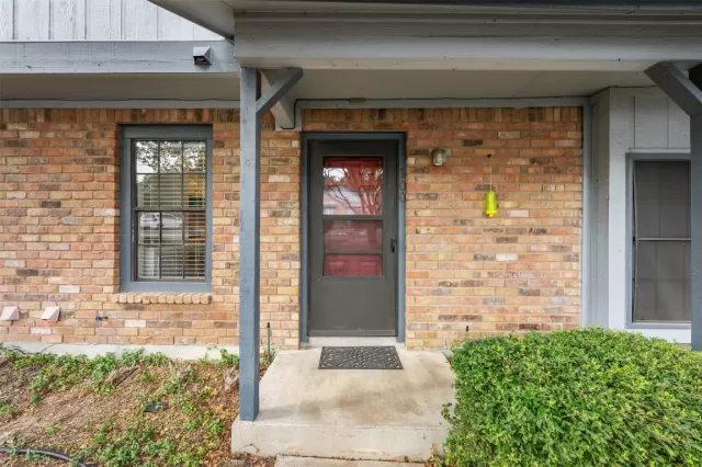 MLS: 3694339 Condo For Sale